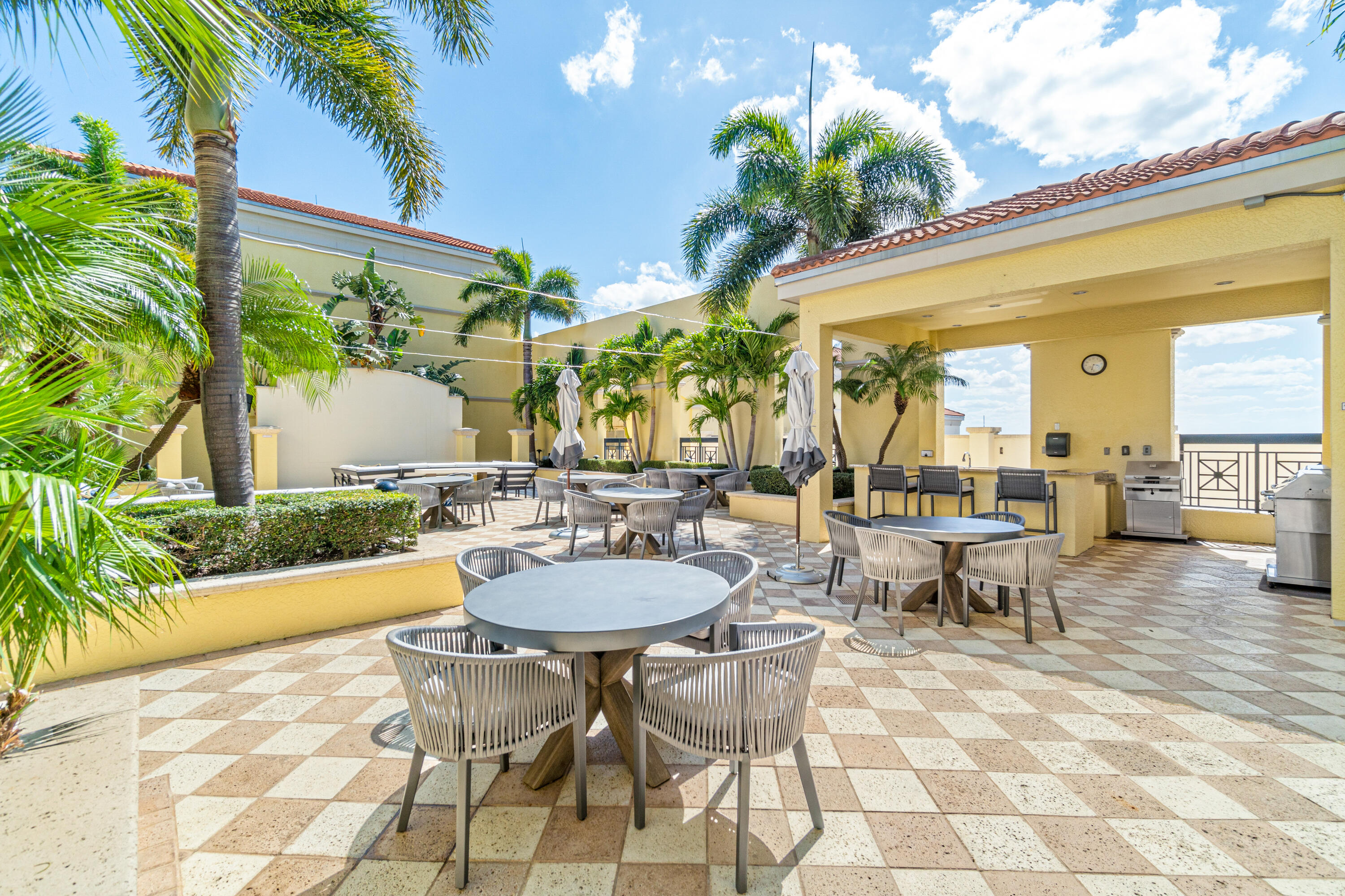 701 S OLIVE Avenue 1203