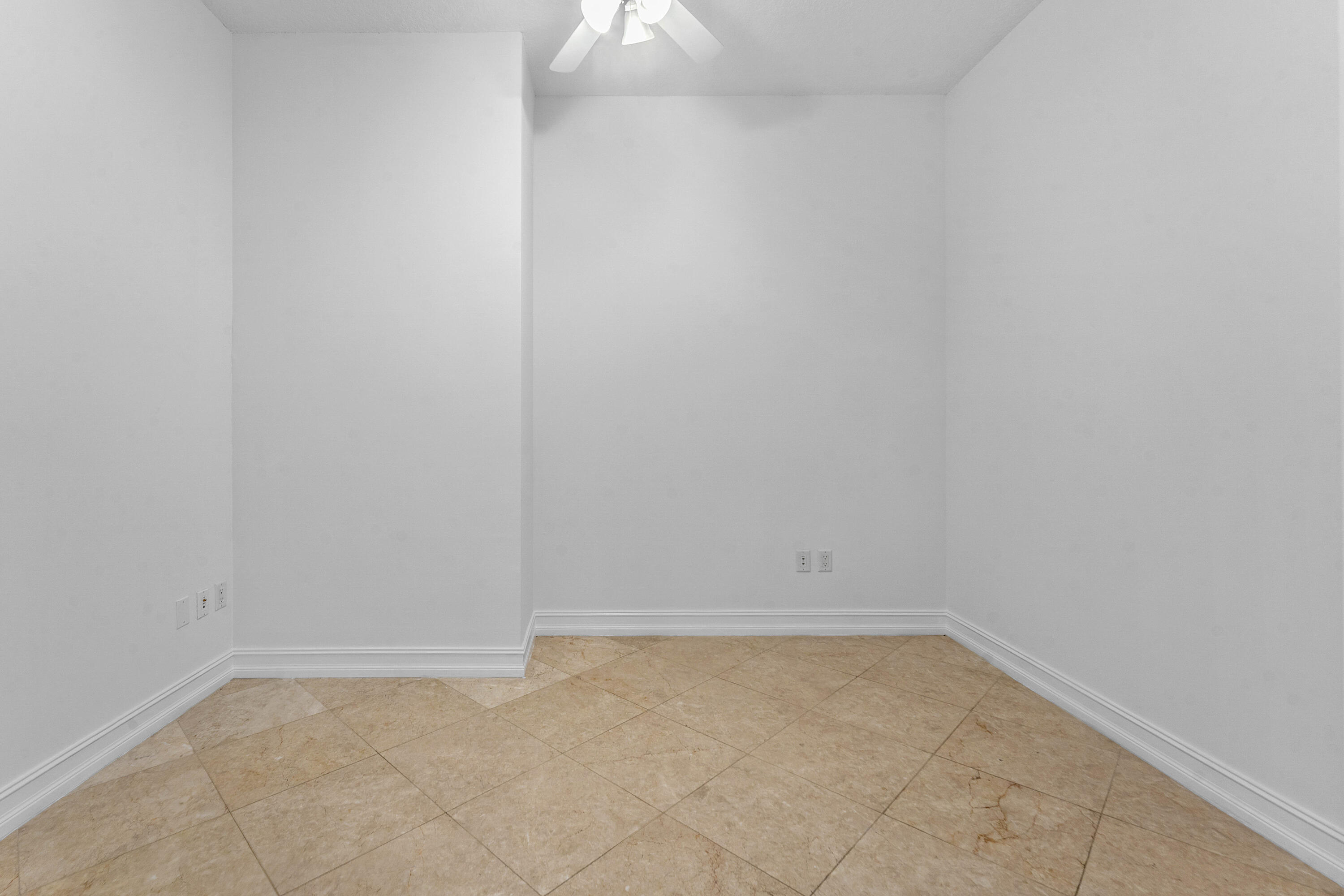 701 S OLIVE Avenue 1203