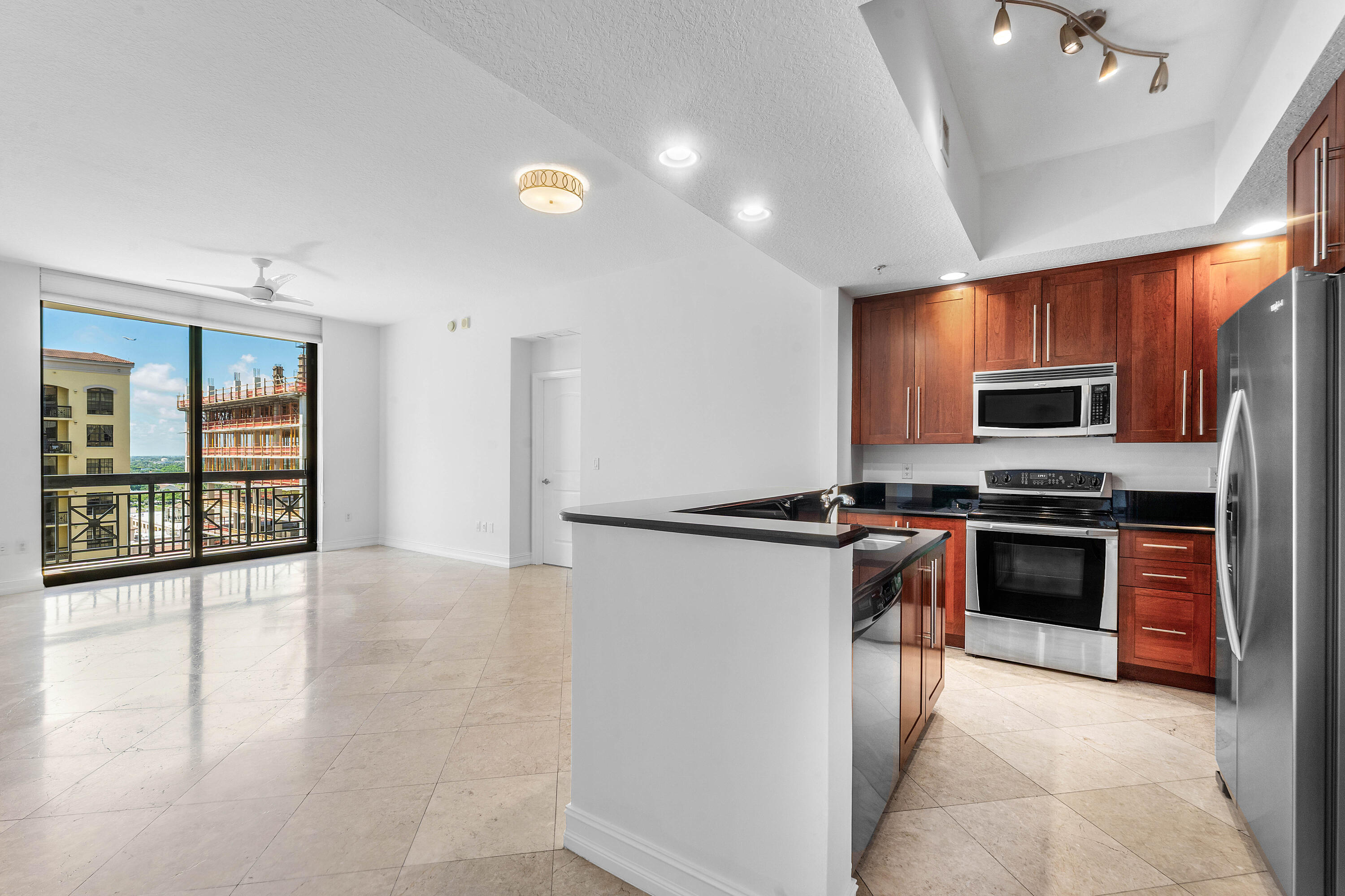 701 S OLIVE Avenue 1203
