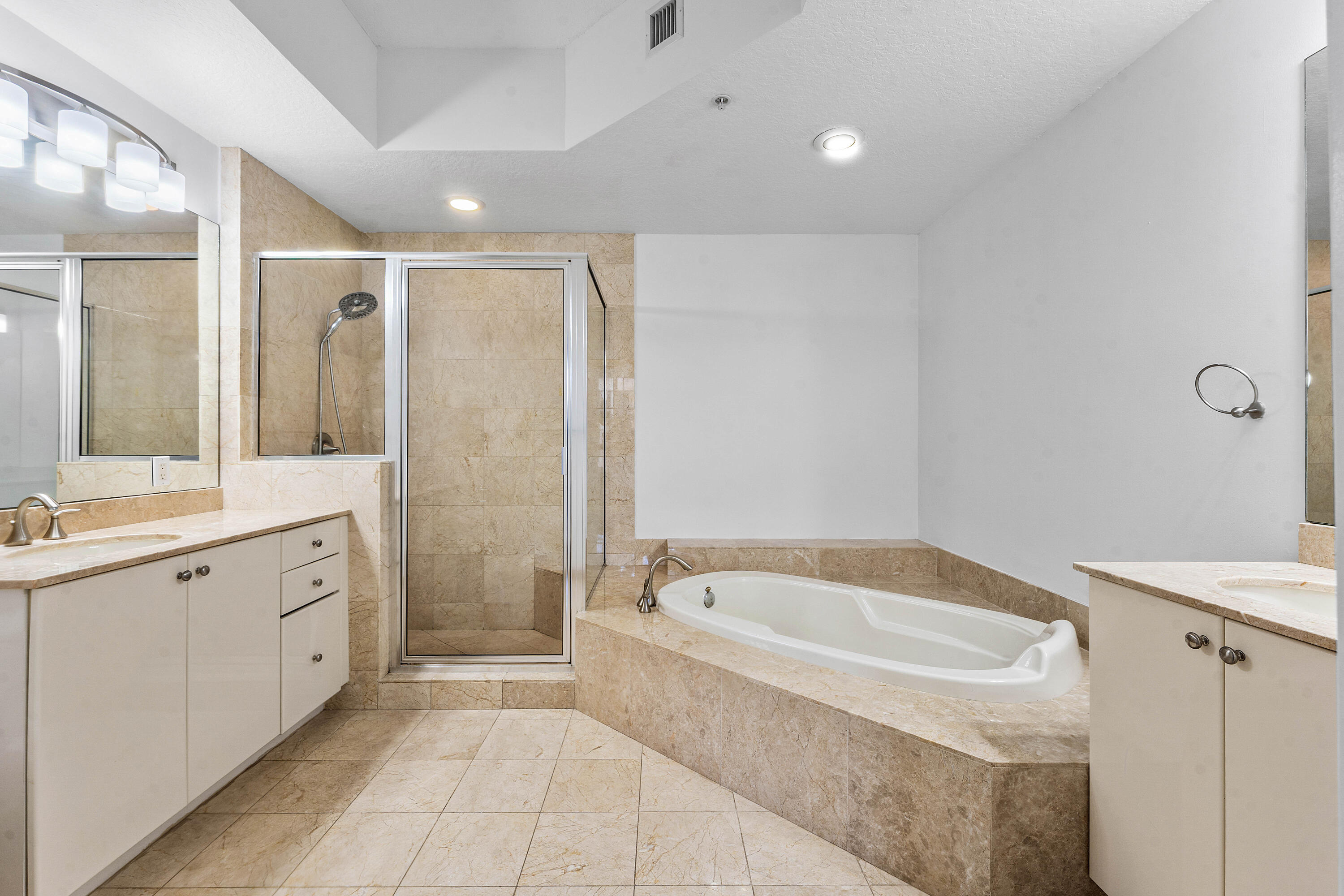 701 S OLIVE Avenue 1203