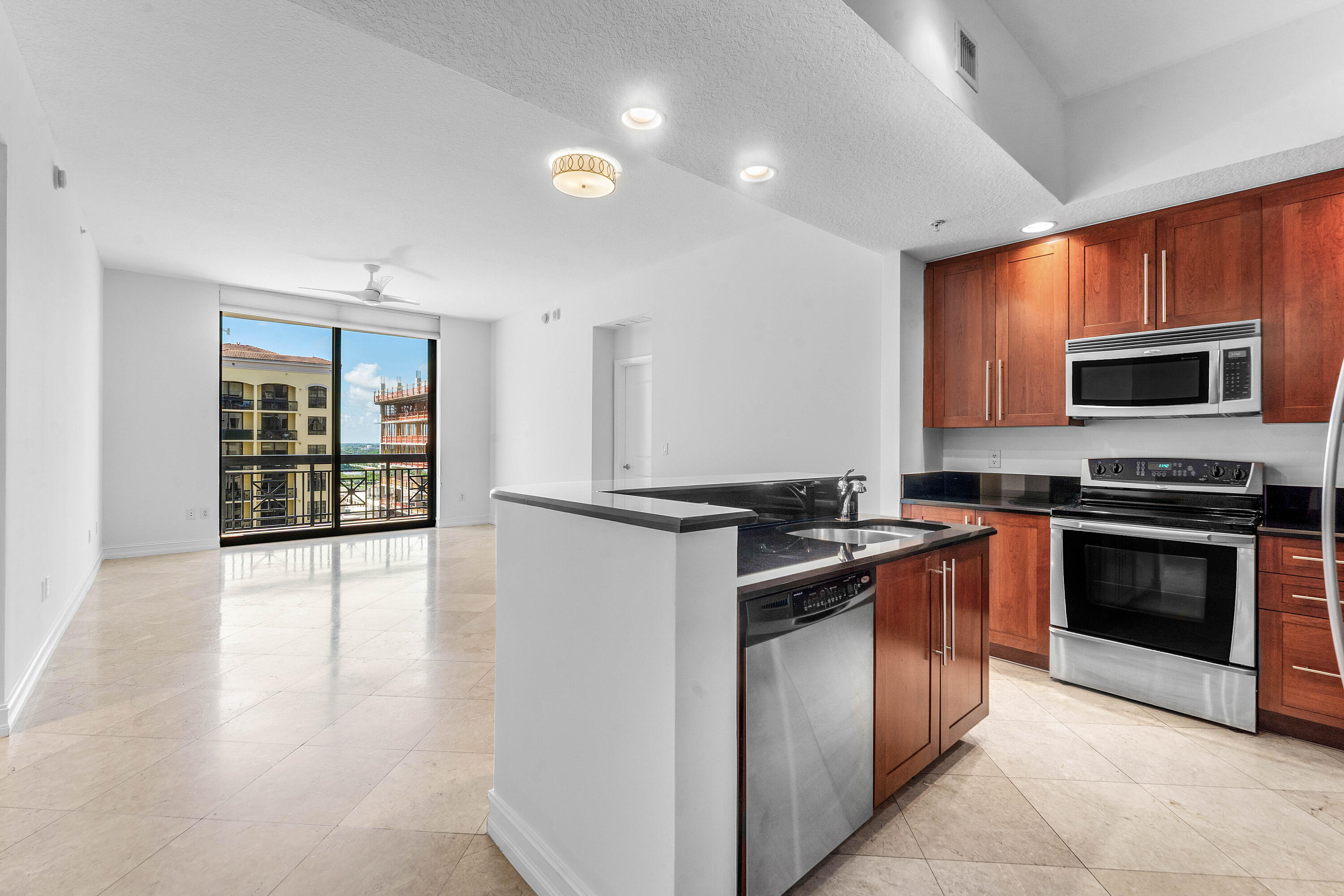 701 S OLIVE Avenue 1203