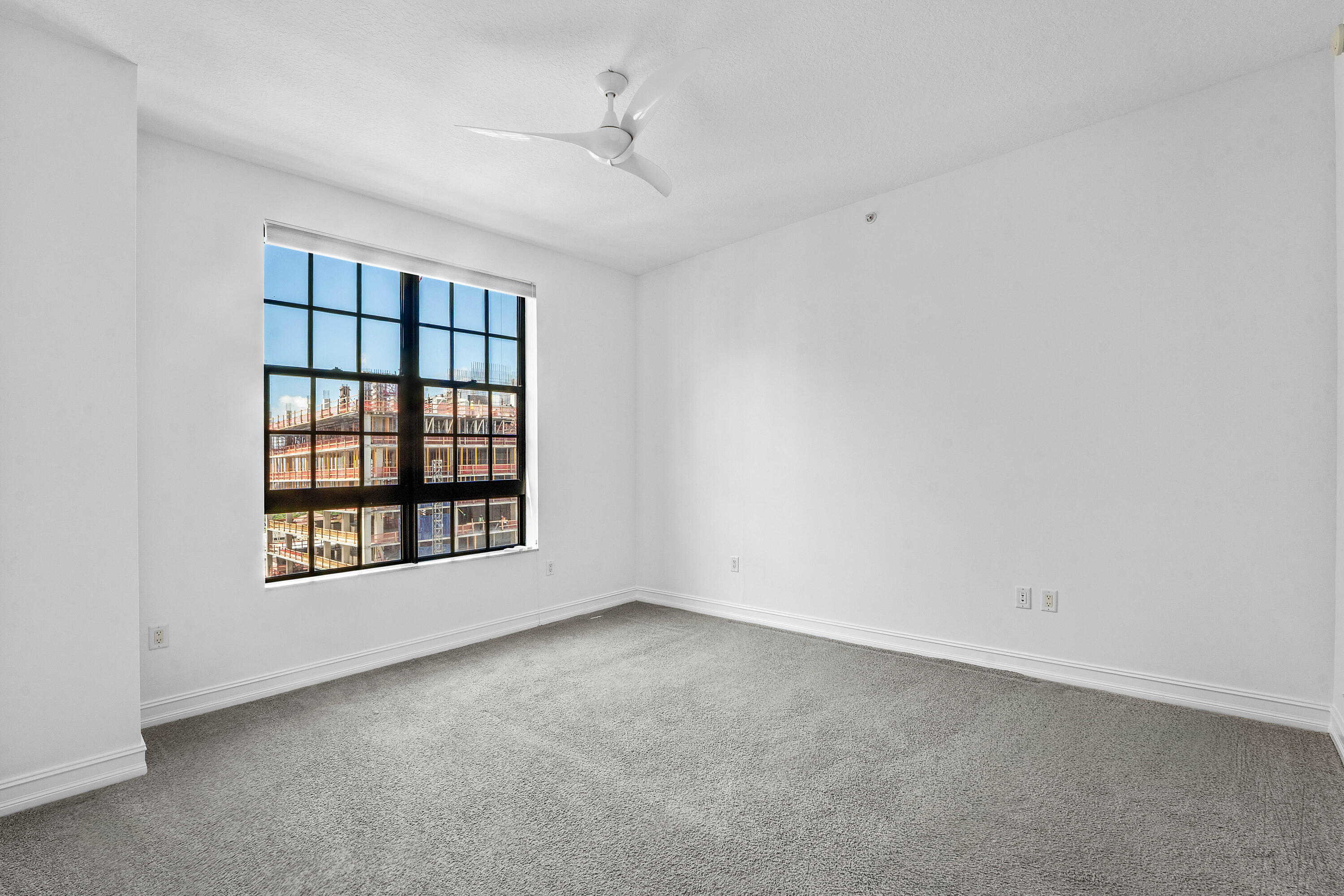 701 S OLIVE Avenue 1203