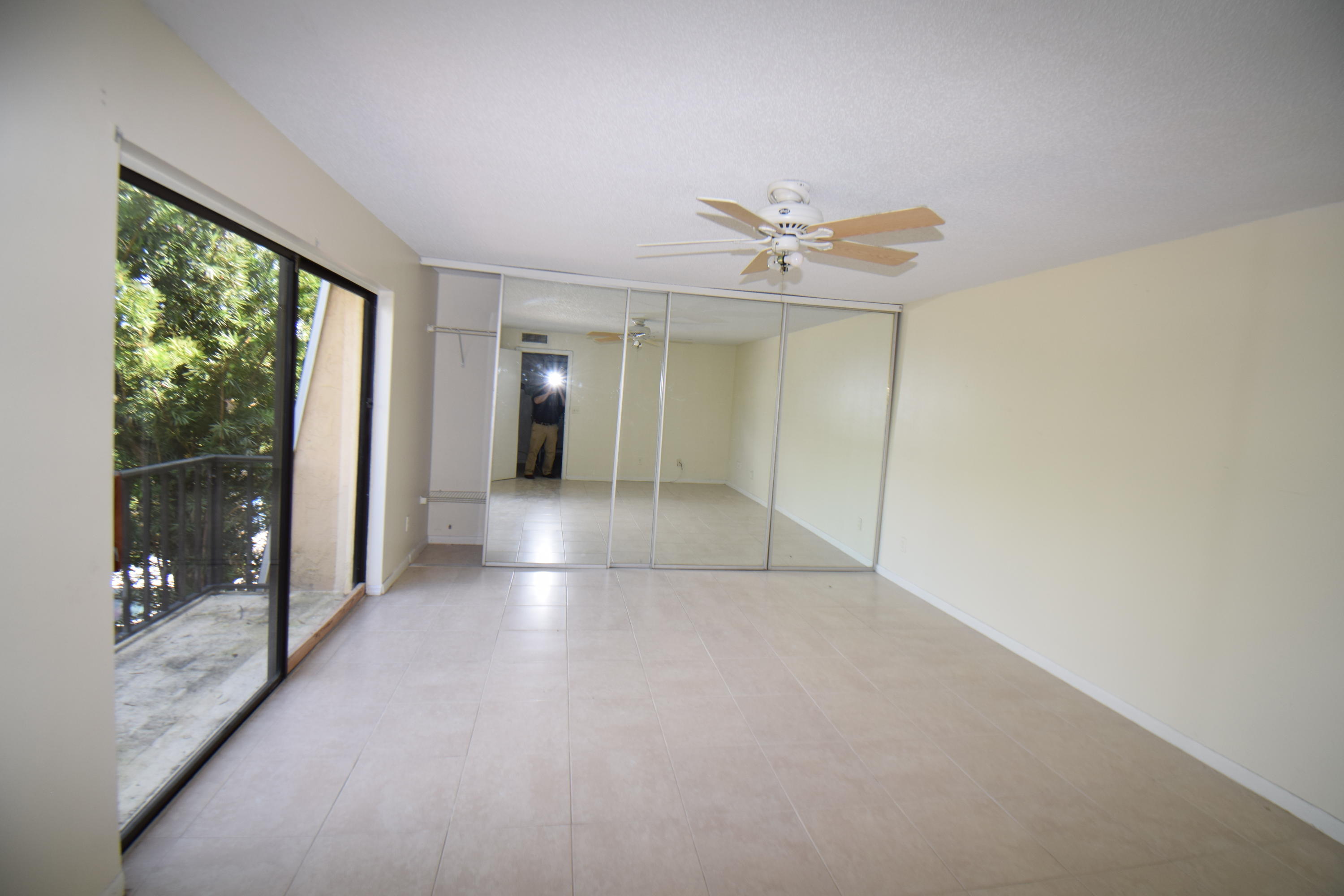 237 ALEMEDA Drive 3