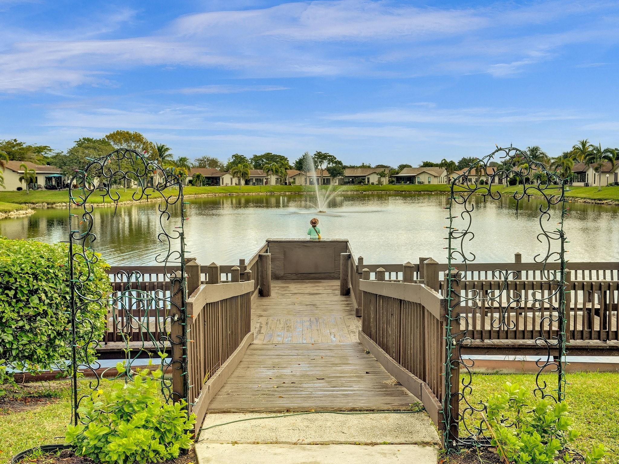 1950 SW 16th Ct