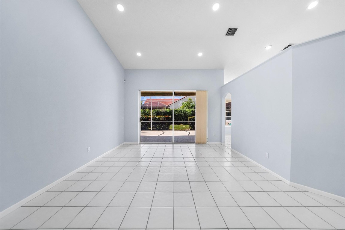 9376 Lake Serena Drive