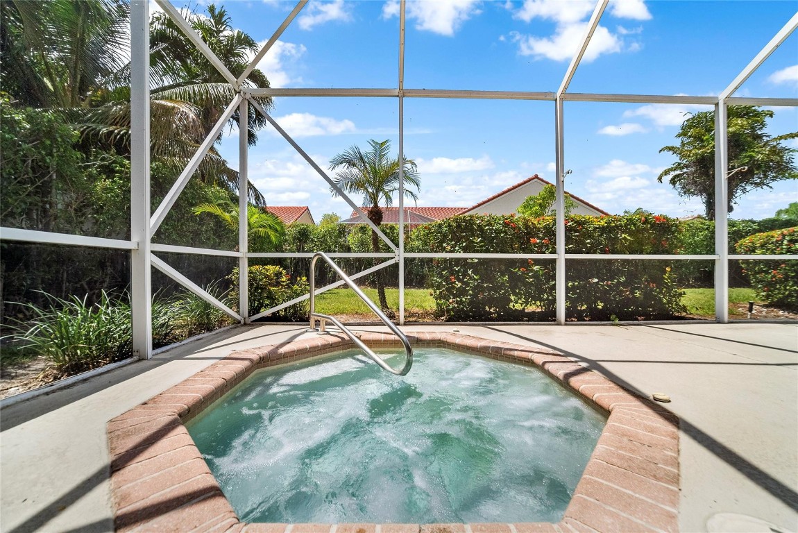 9376 Lake Serena Drive