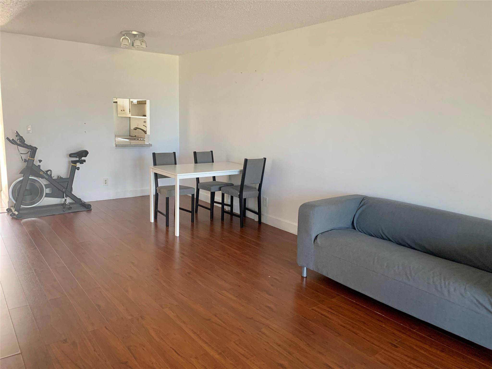 5700 NW 2nd Ave 305