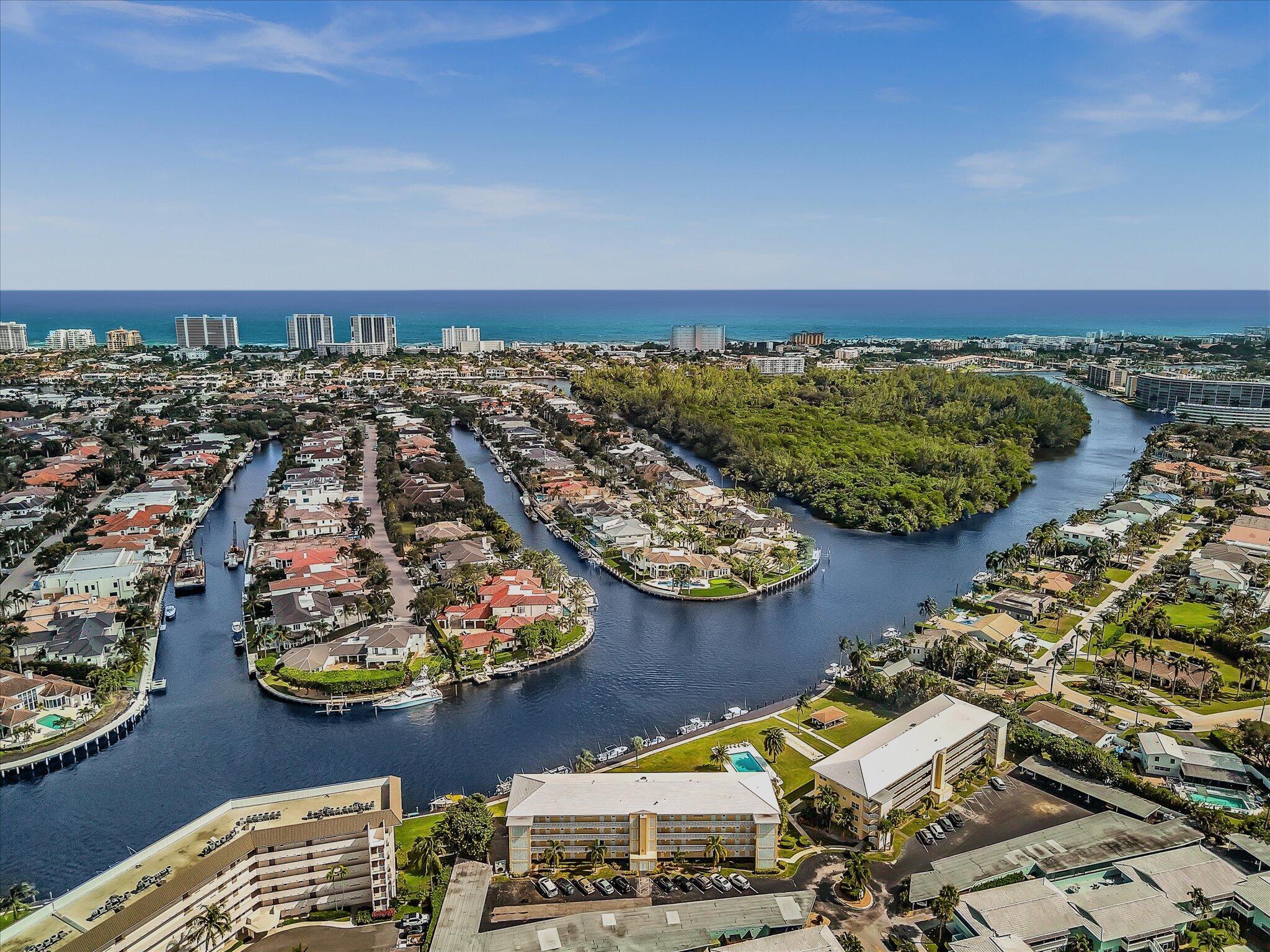 330 N Federal Highway 412