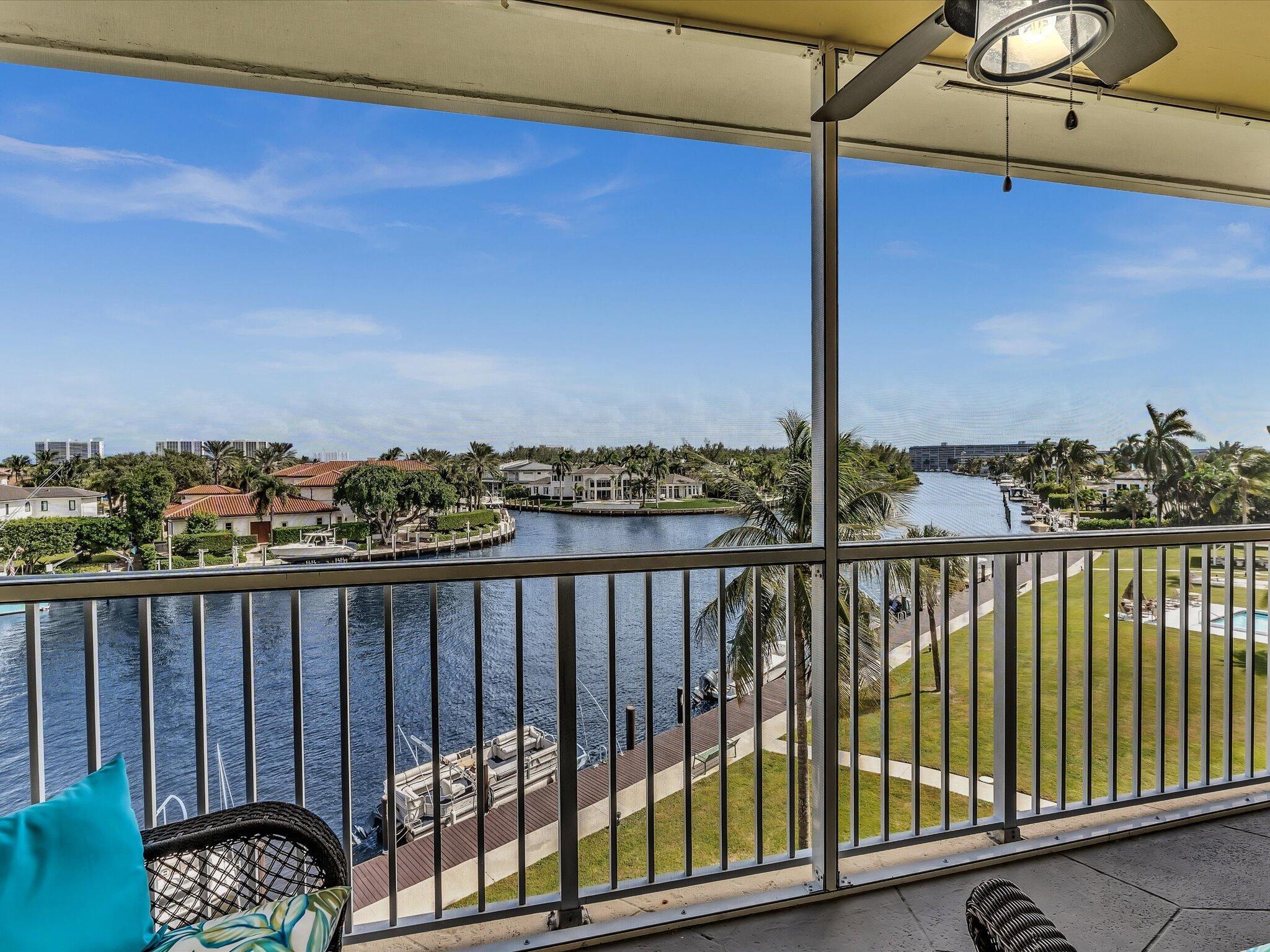 330 N Federal Highway 412