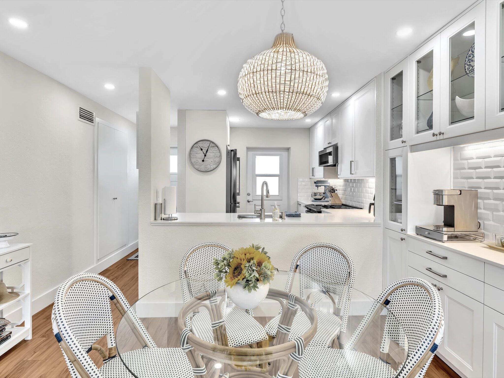 330 N Federal Highway 311