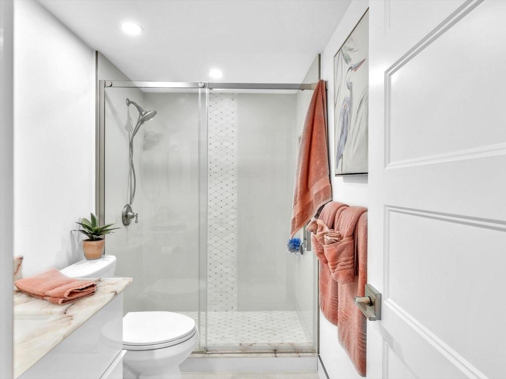 330 N Federal Highway 311