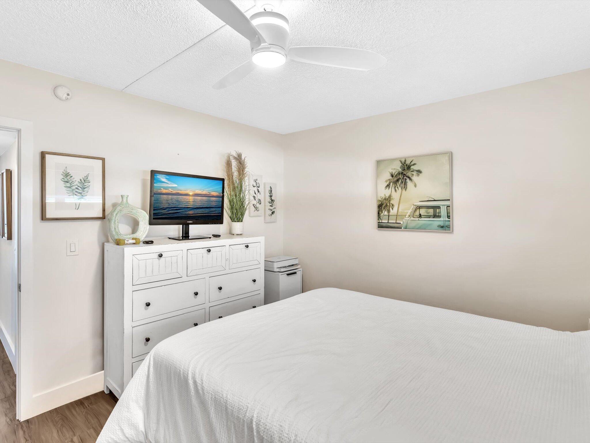 330 N Federal Highway 311