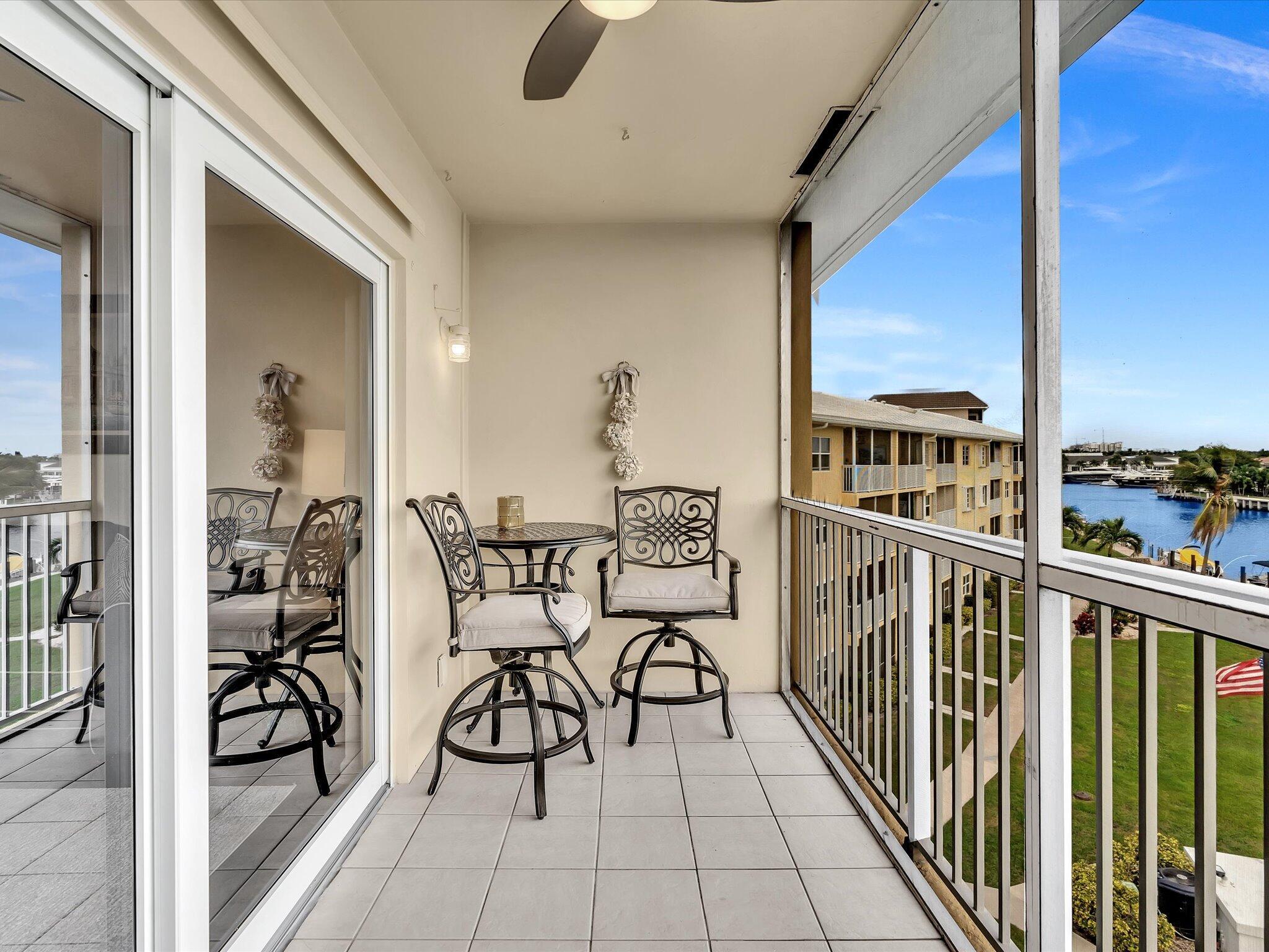 230 N Federal Highway 405