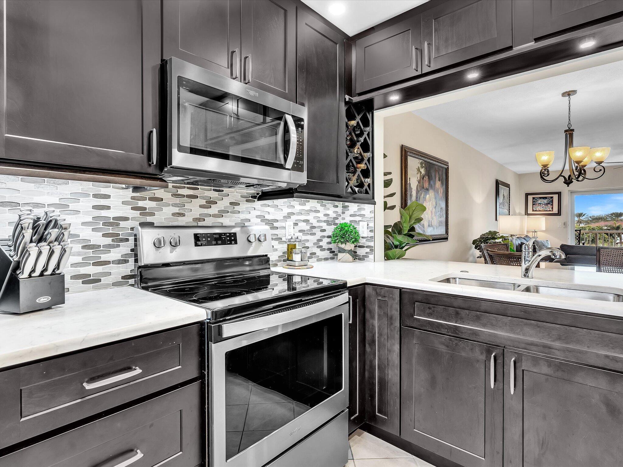 230 N Federal Highway 405