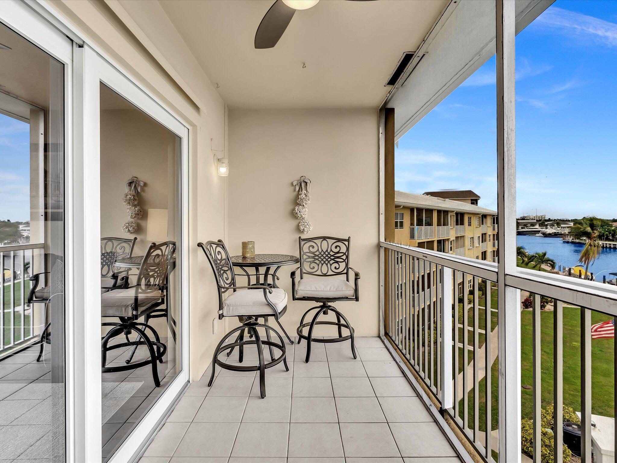 230 N Federal Highway 405