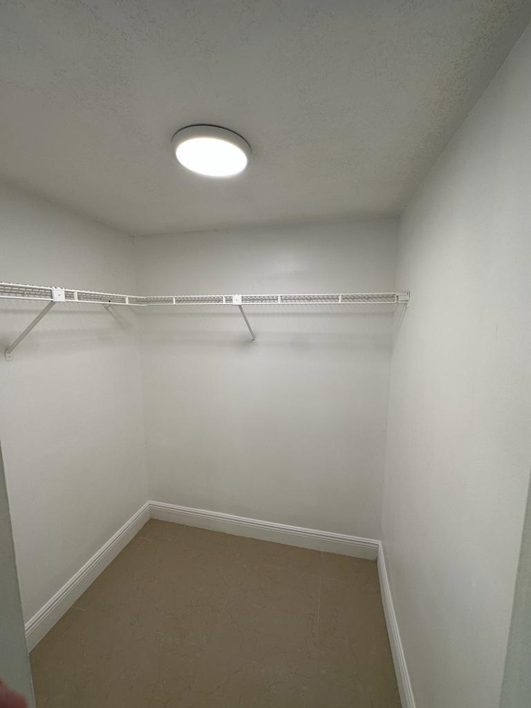 3139 Millwood Ter Terrace 1240