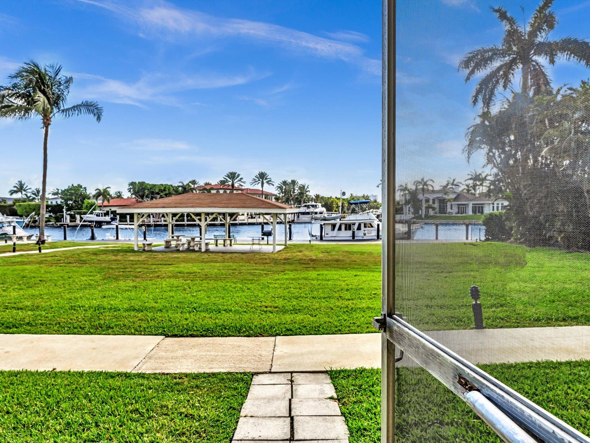 230 N Federal Highway 102