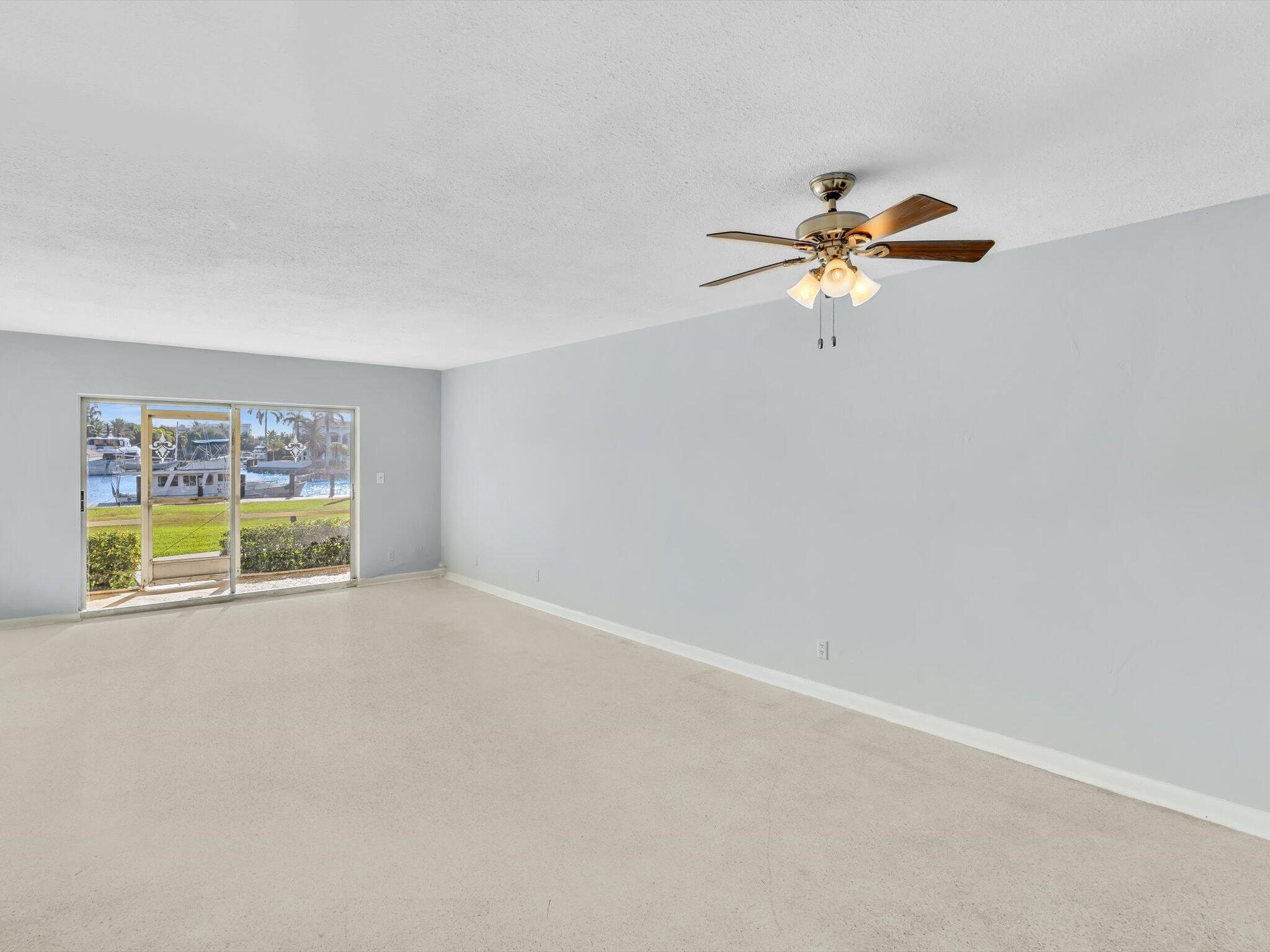 230 N Federal Highway 102