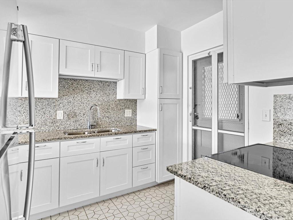 230 N Federal Highway 102