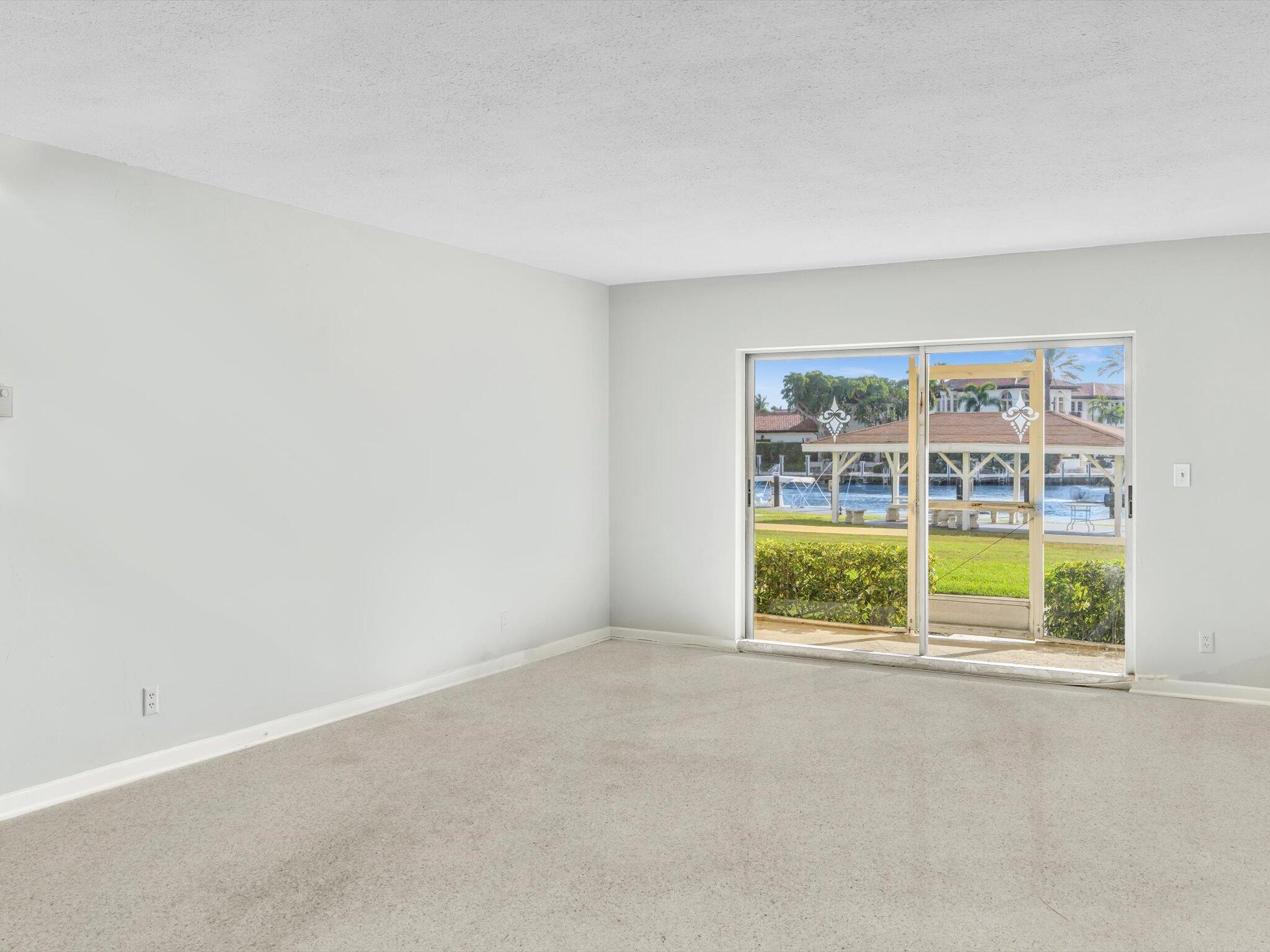 230 N Federal Highway 102