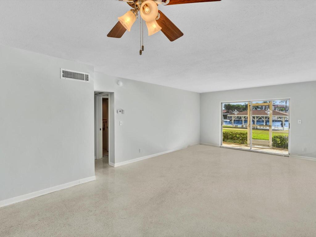 230 N Federal Highway 102