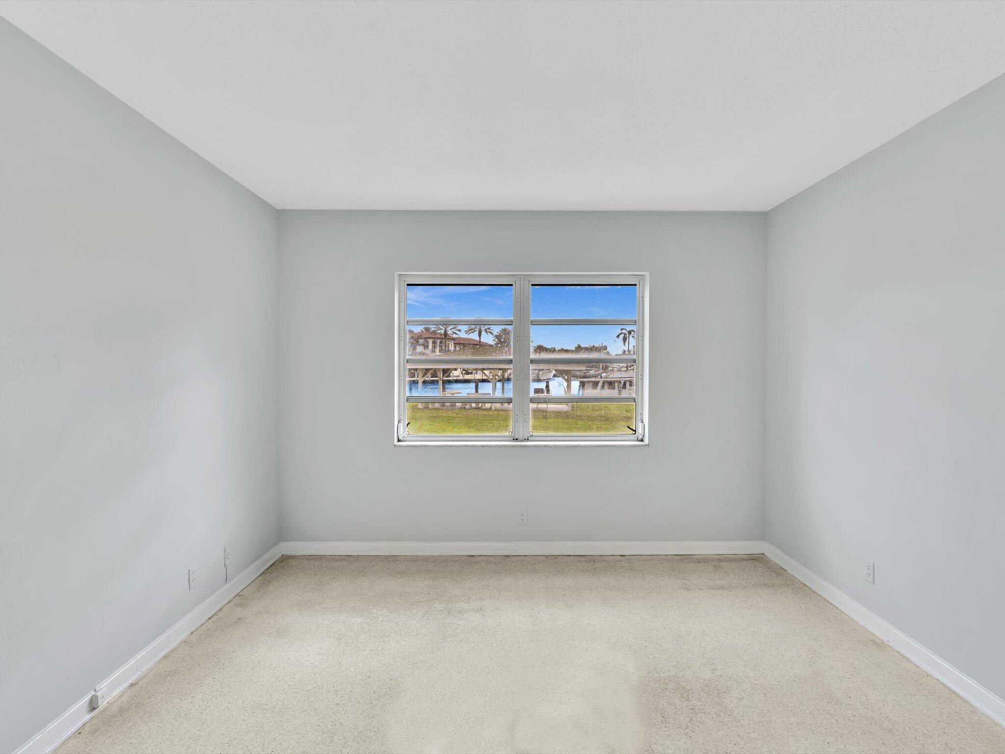 230 N Federal Highway 102