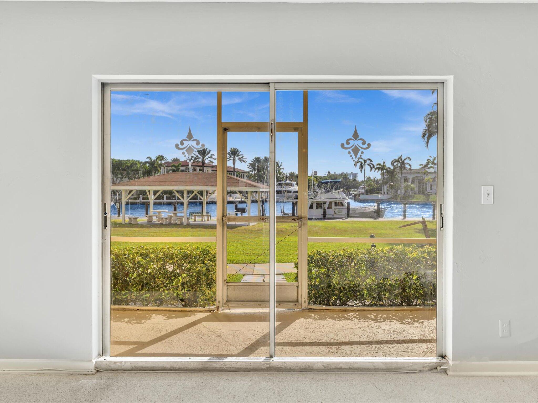 230 N Federal Highway 102