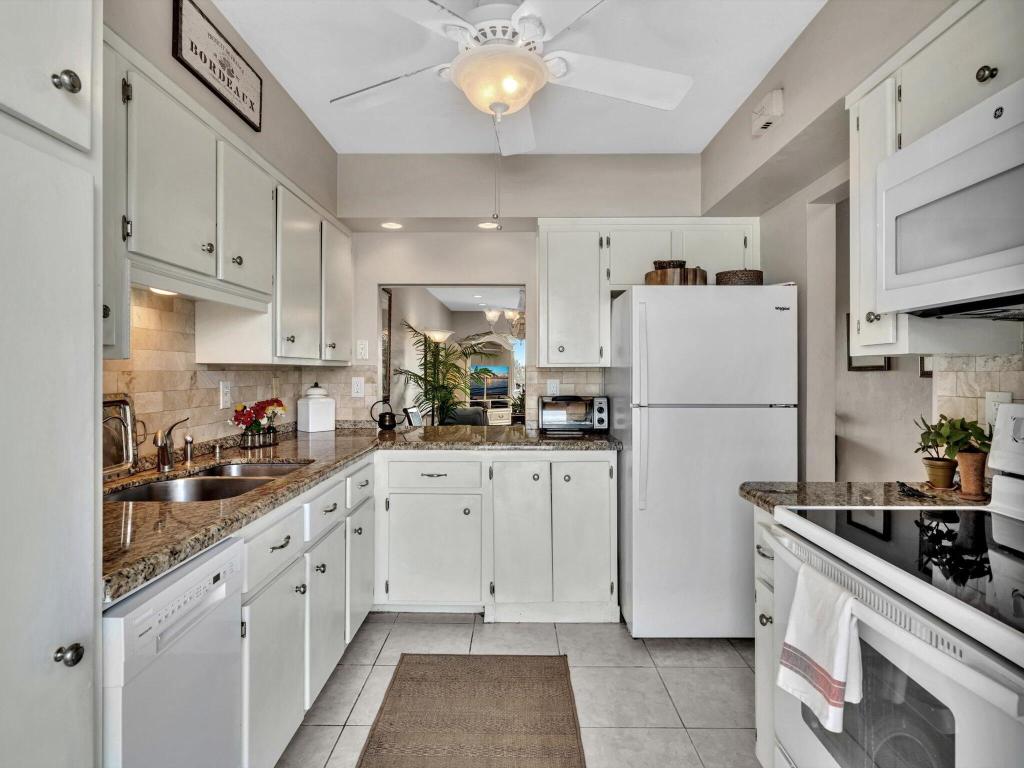 230 N Federal Highway 401