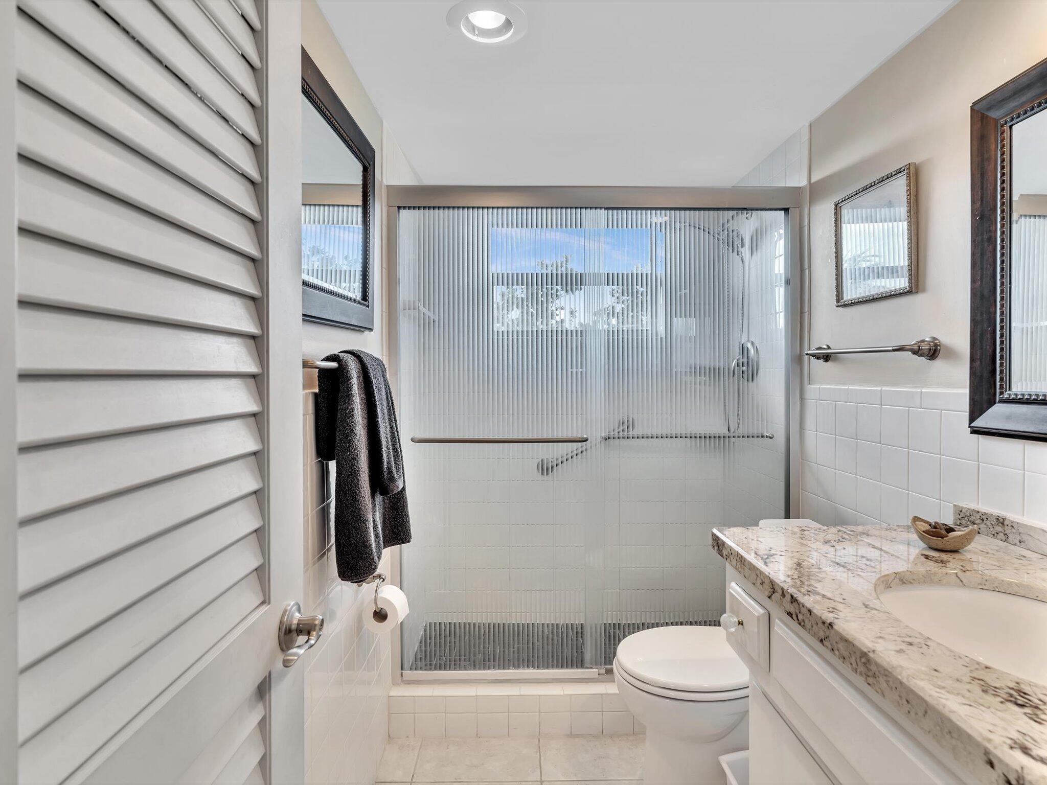 230 N Federal Highway 401