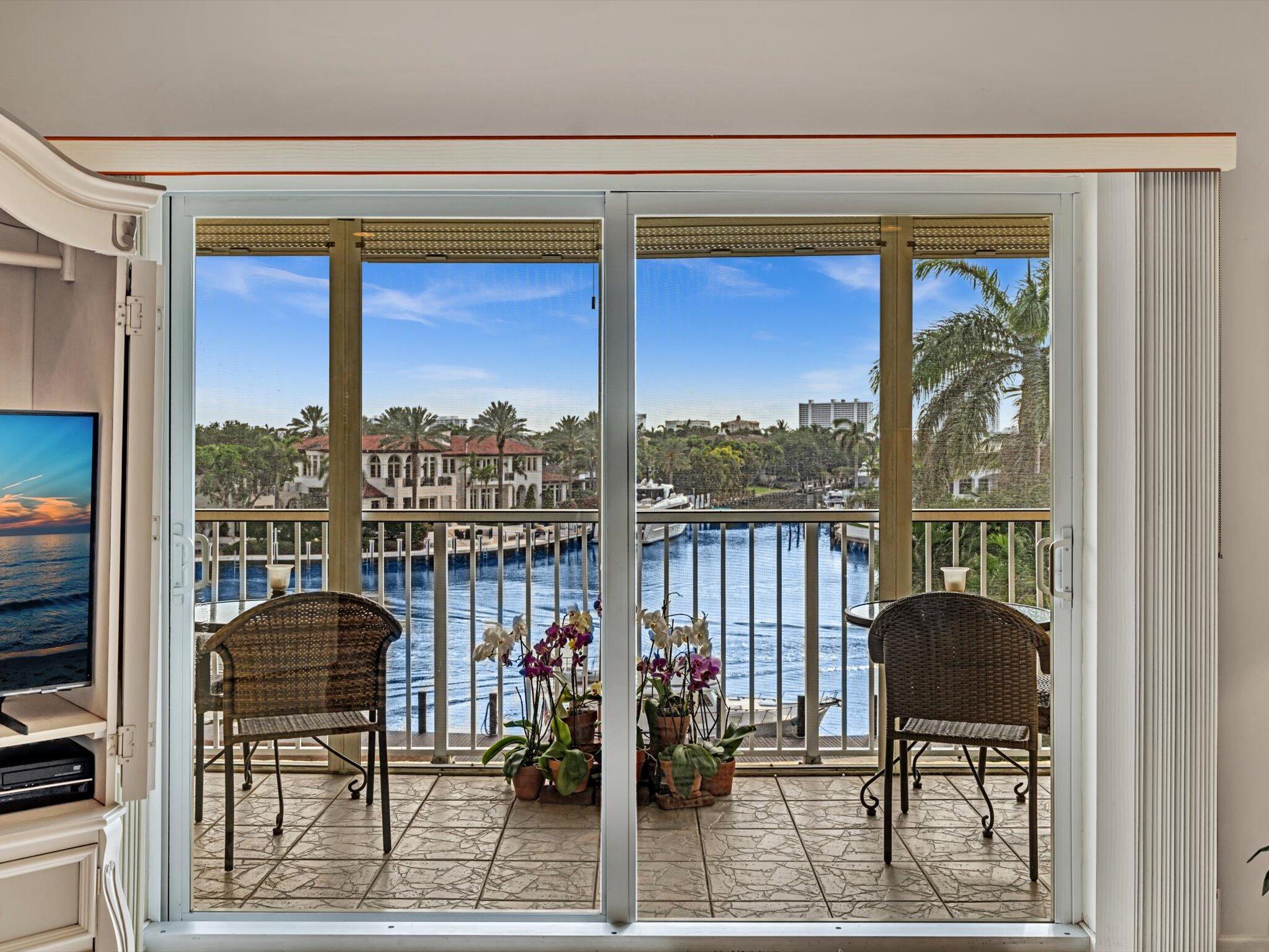 230 N Federal Highway 401