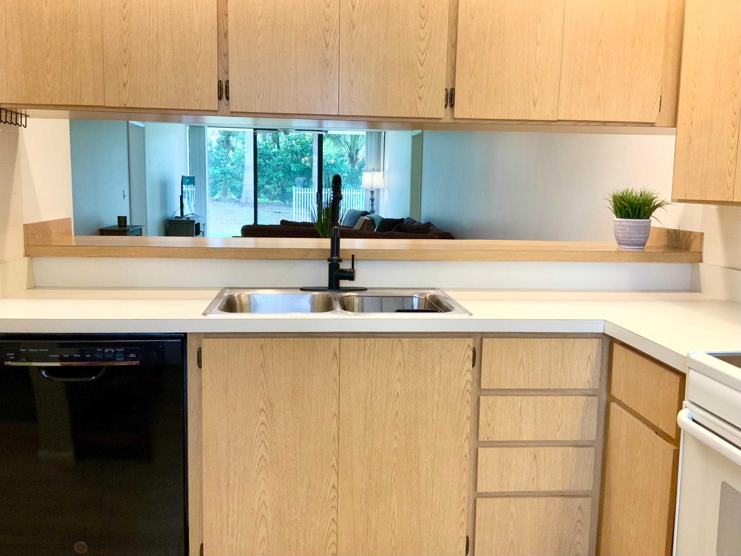 6133 Balboa Circle 103