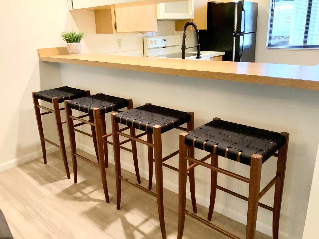 6133 Balboa Circle 103