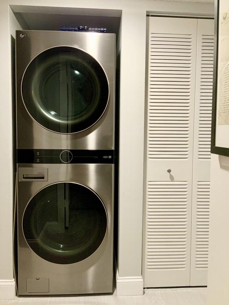 315 Palmwood Place 1170