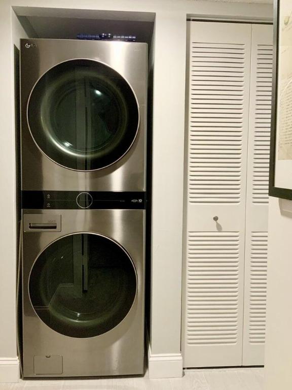 315 Palmwood Place 1170