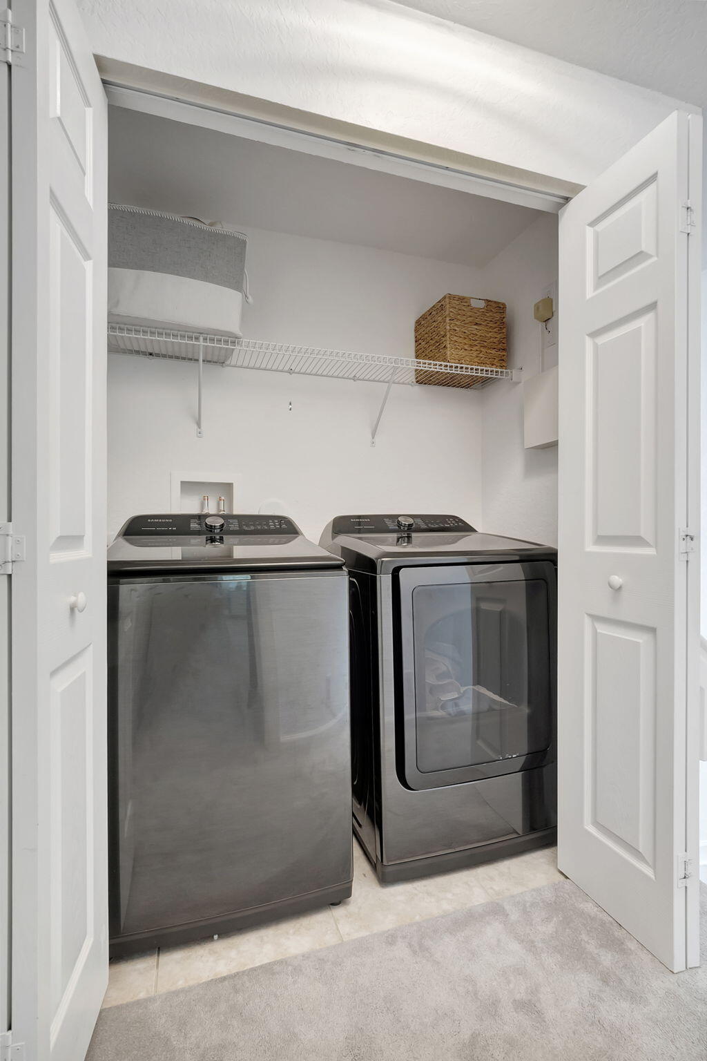 16089 Poppy Seed Circle 2007