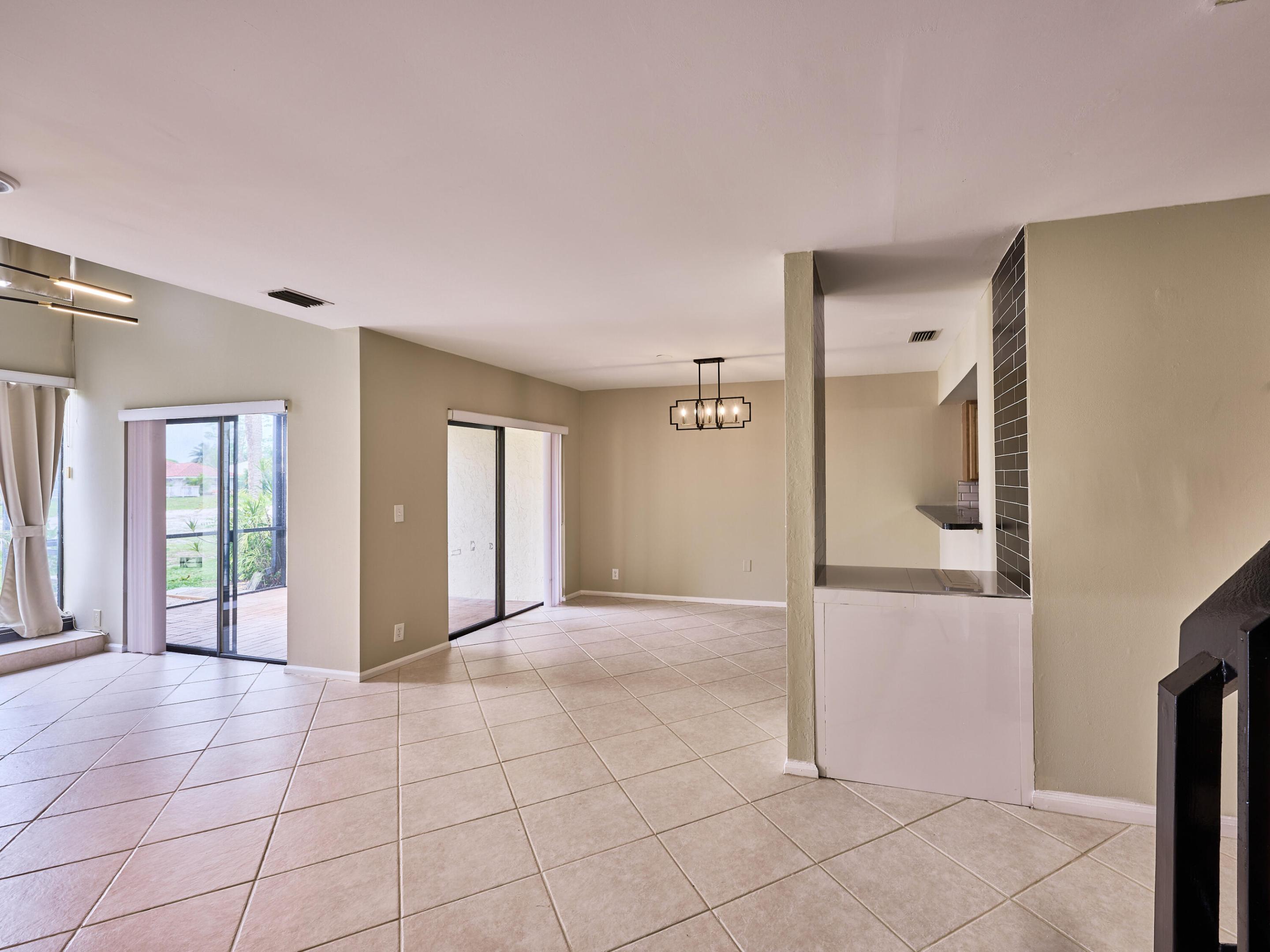 6040 Glendale Drive