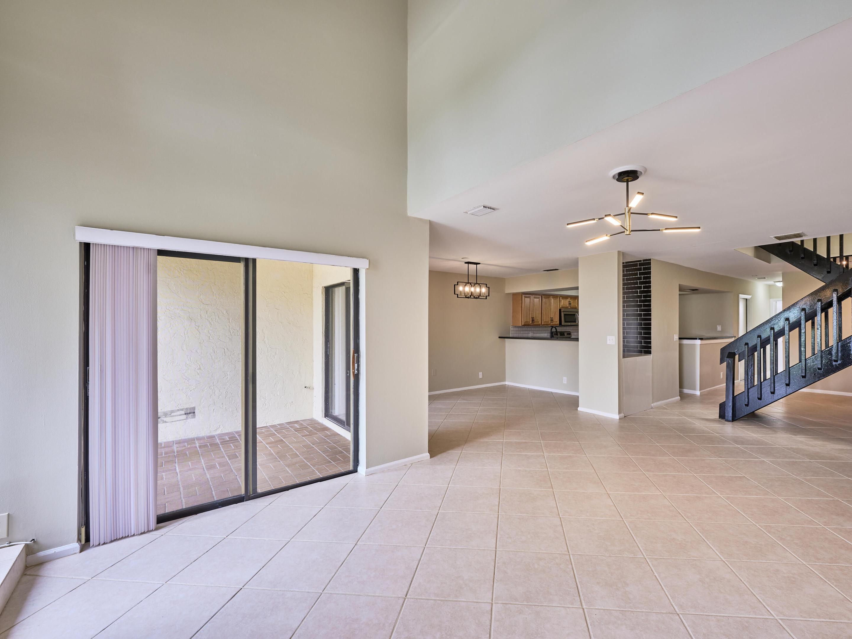6040 Glendale Drive