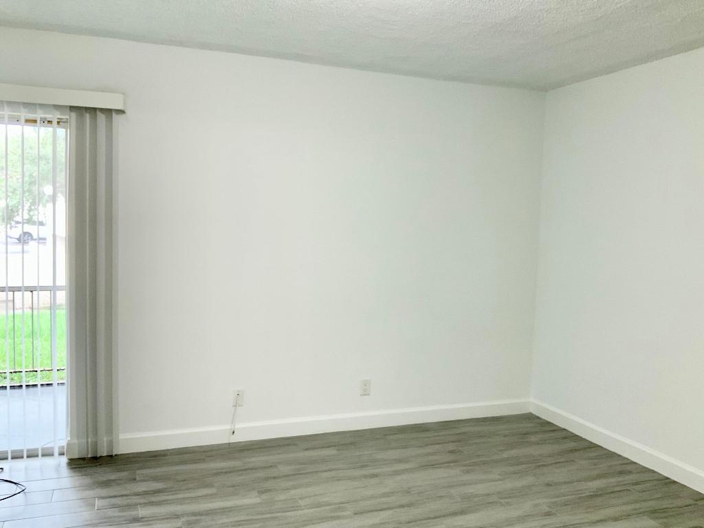 606 NW 13th Street 14