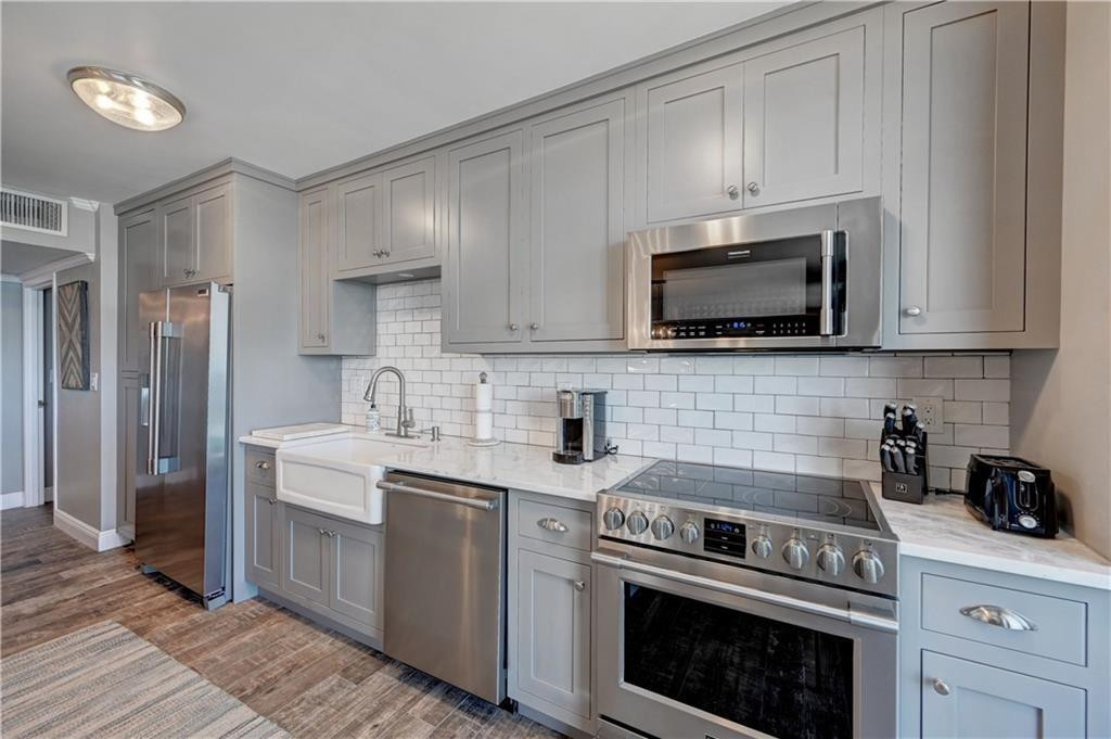 322 Buchanan St 1200