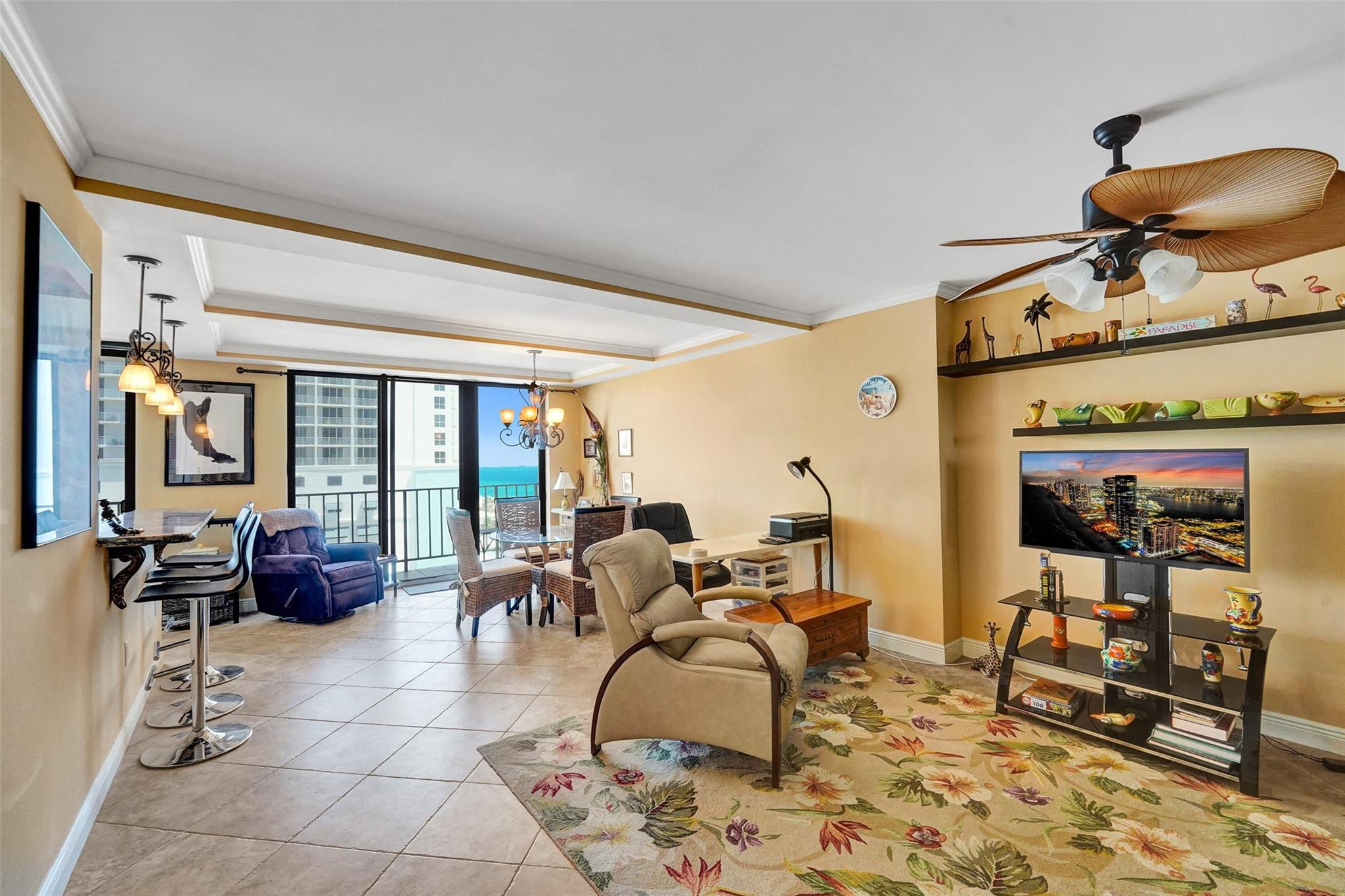 322 Buchanan St 1408