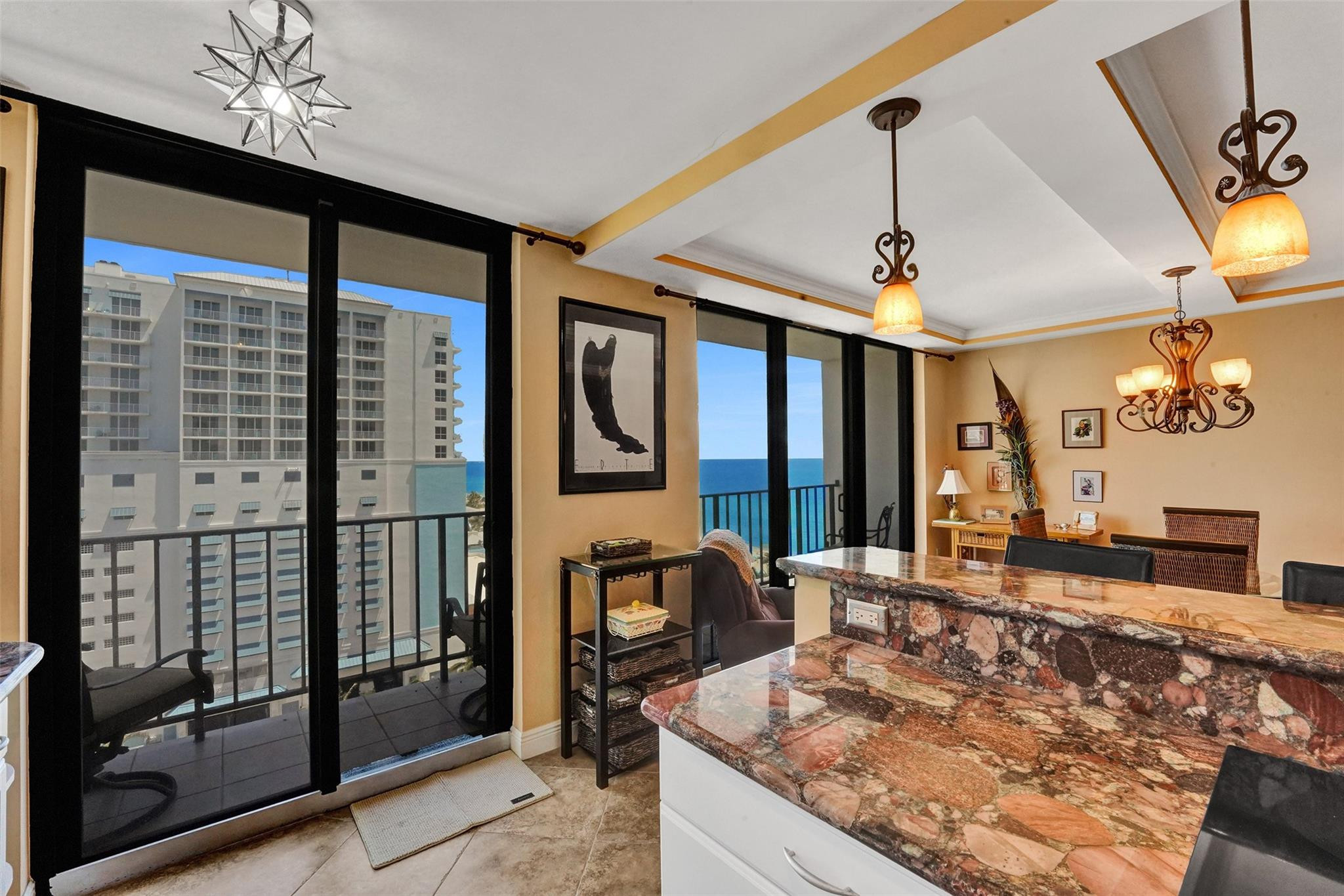 322 Buchanan St 1408