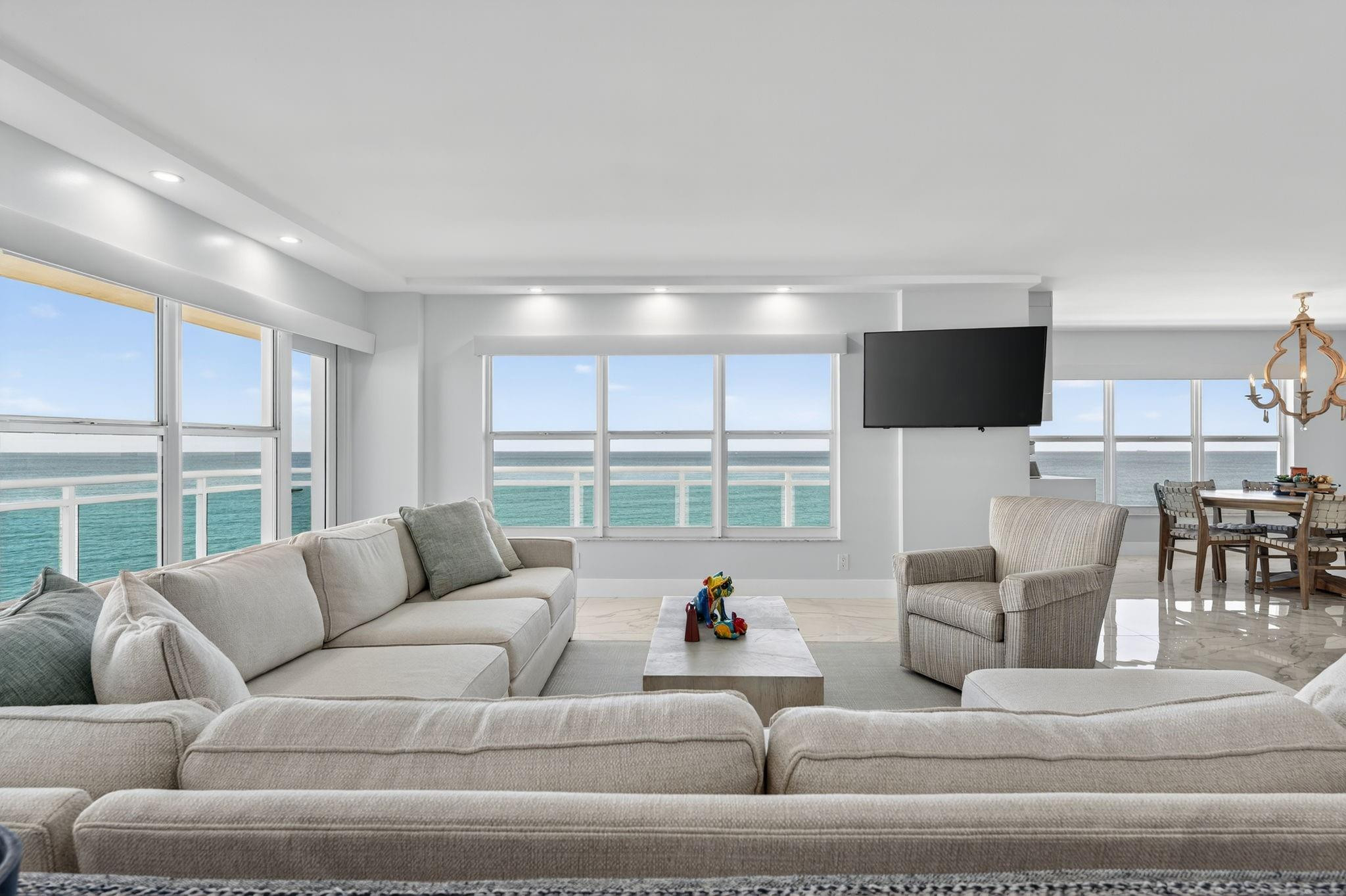 3900 Galt Ocean Drive 817