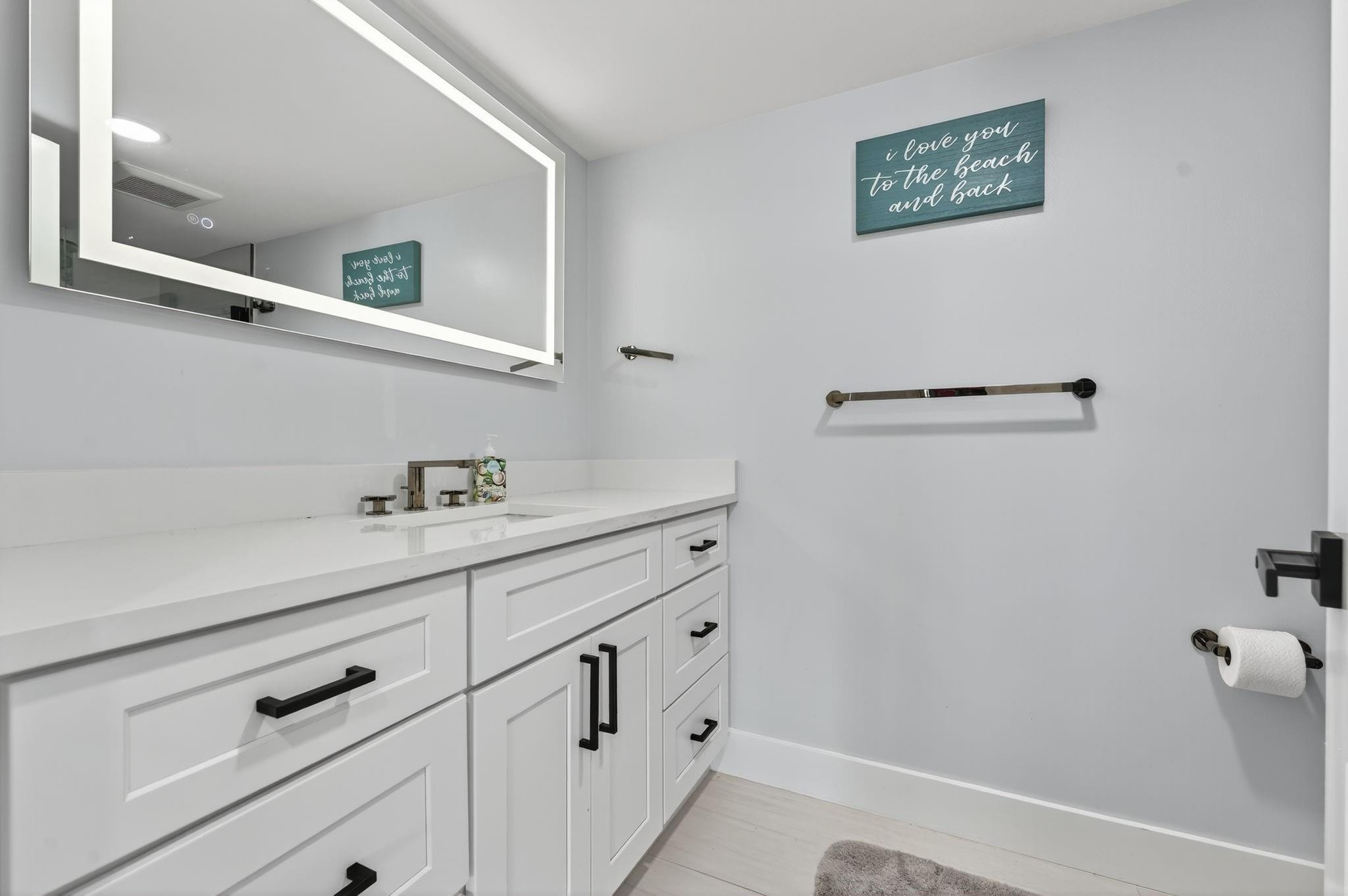 3900 Galt Ocean Drive 817