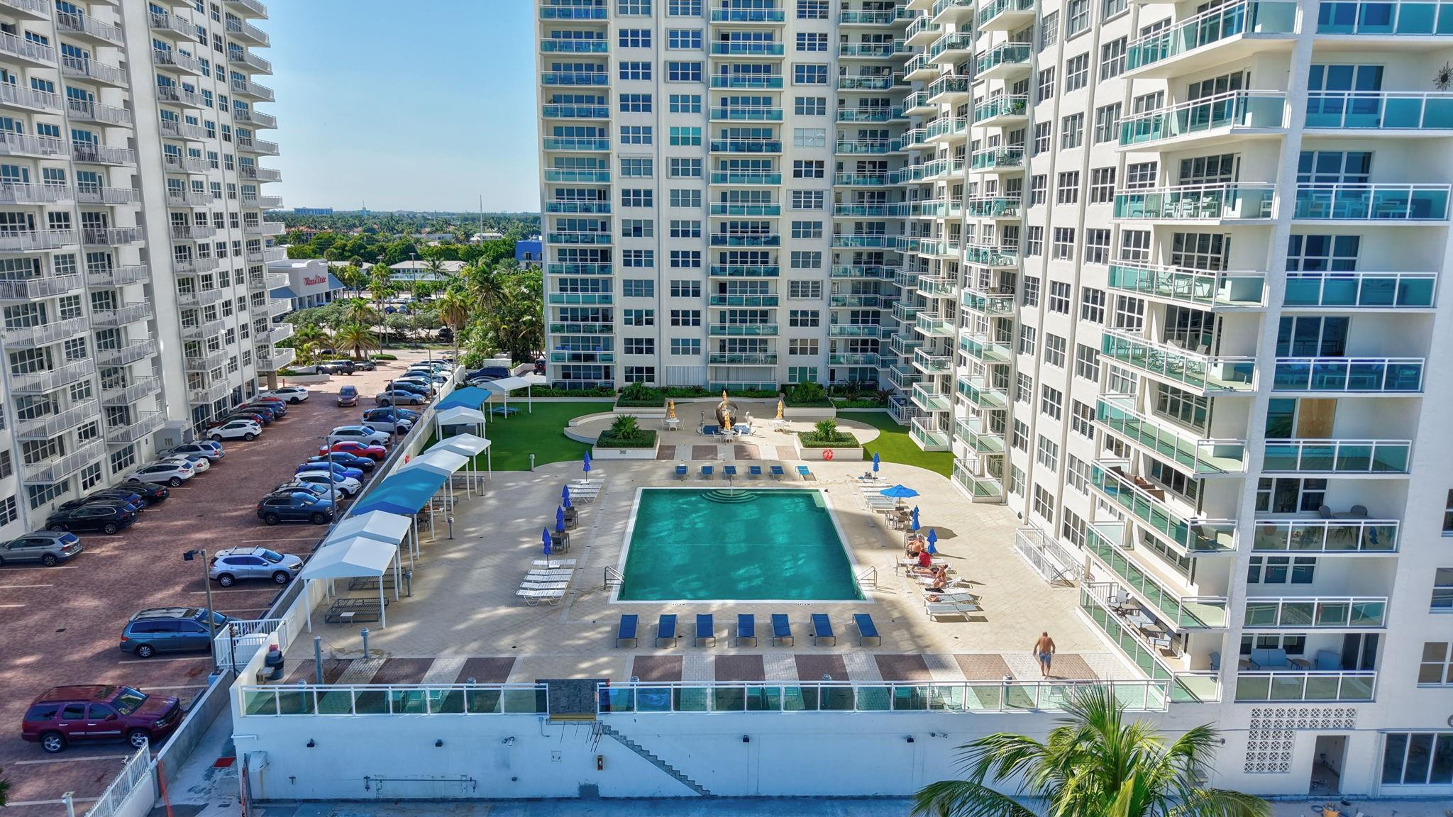 3900 Galt Ocean Drive 817