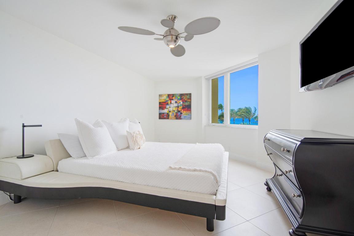 550 S Ocean Boulevard 405