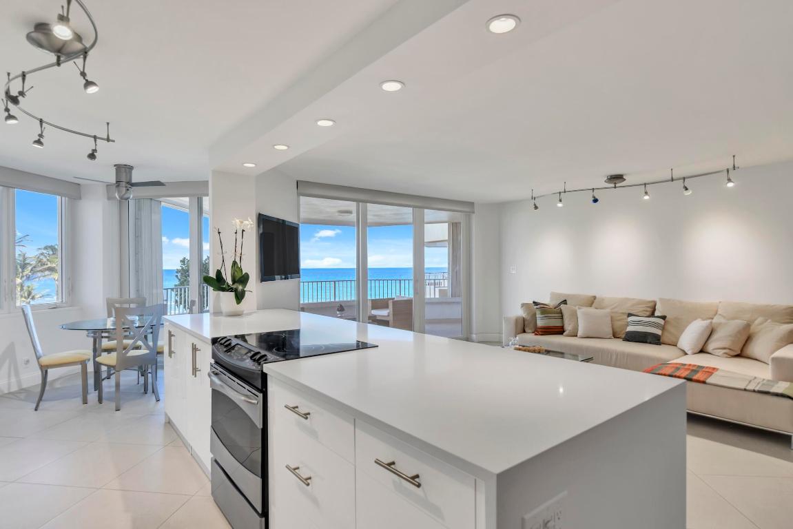 550 S Ocean Boulevard 405