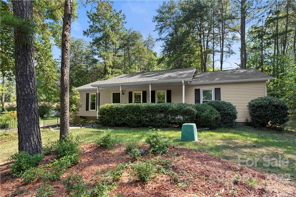 106 Brookridge Lane