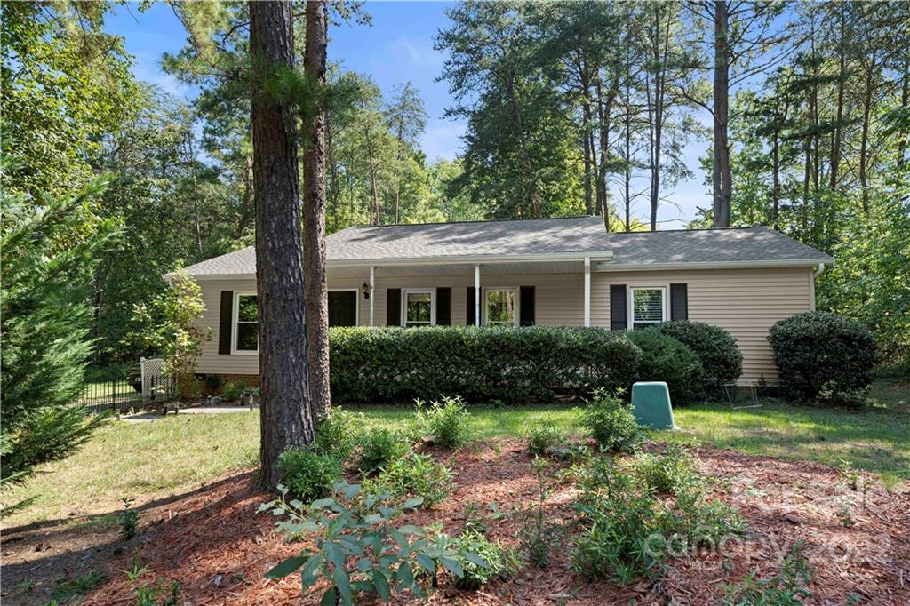 106 Brookridge Lane