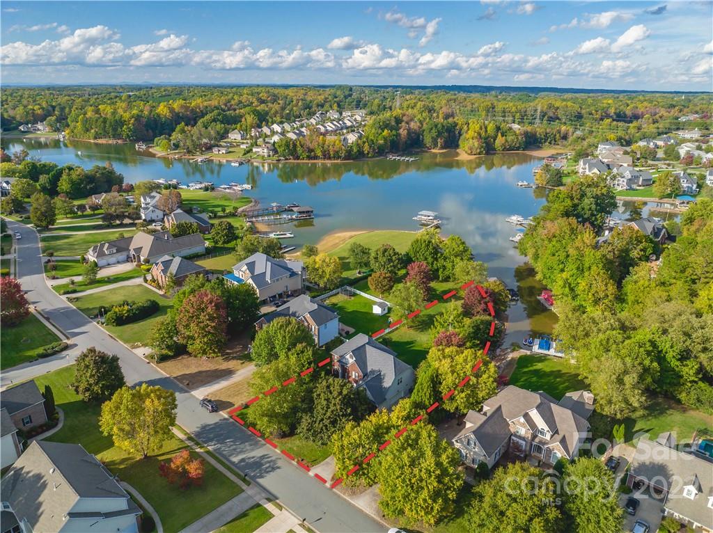 207 Castles Gate Drive