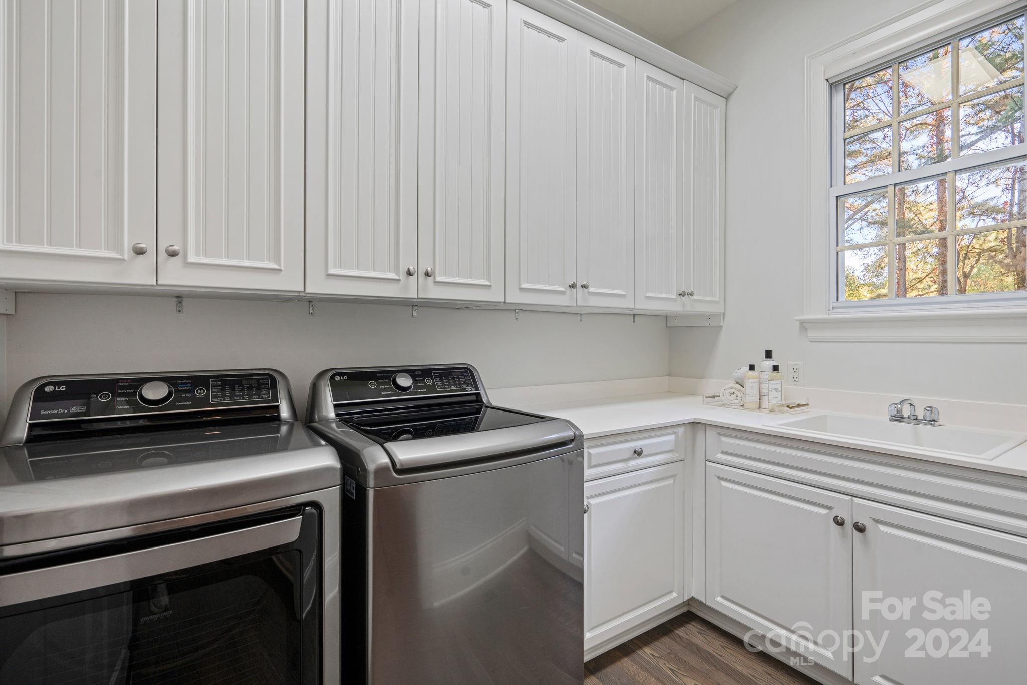 114 Yale Loop